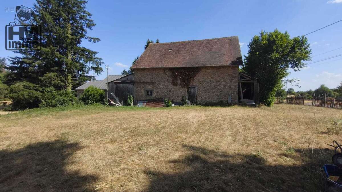 n°4 - Maison à SAINT-PRIEST-LIGOURE
