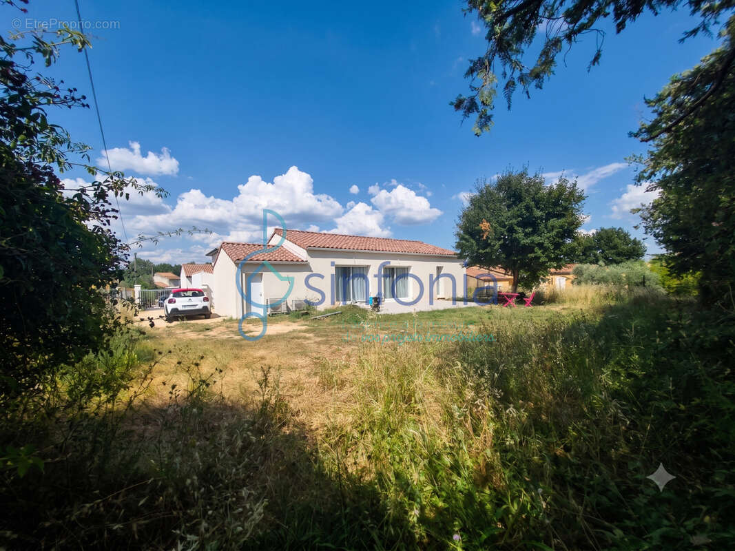Villa Plein-Pied (2024) : 106 m2 optimisés sur une vraie parcelle de 811 m2 — Saint-Geniès-de-Malgoirès. - photo 18