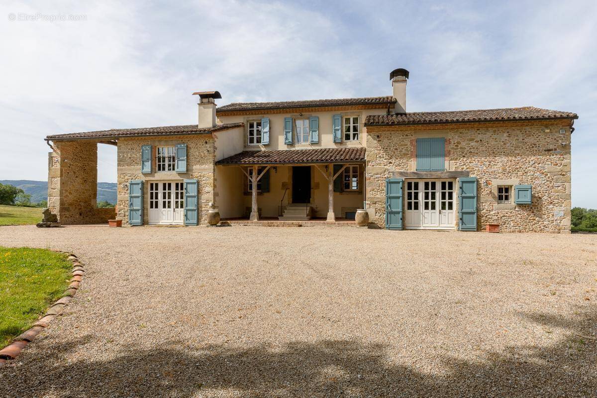 Maison à VIVIERS-LES-MONTAGNES