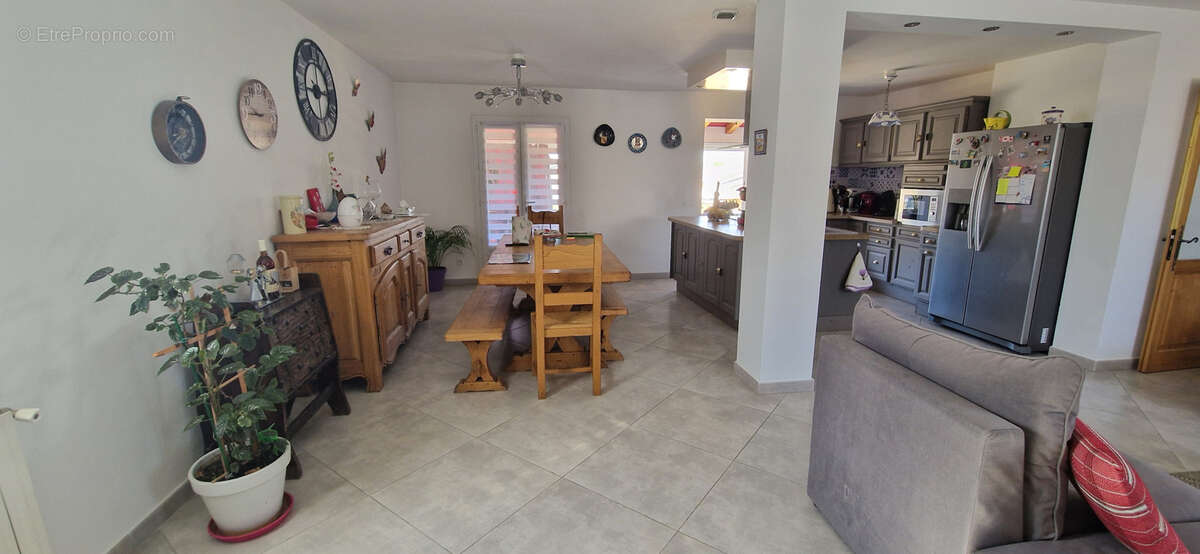 Maison à SAINT-MARTIN-DE-VALGALGUES