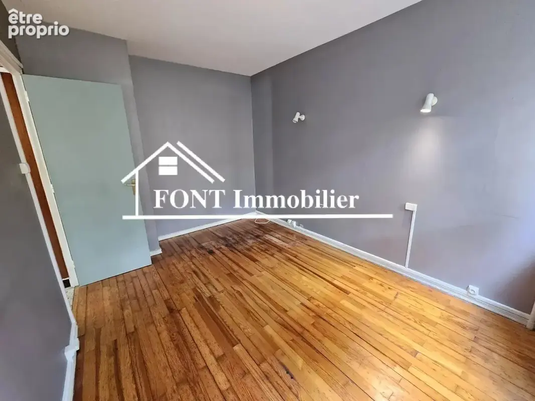 Saint-chamond, centre ville,  appartement type 2 - photo 4