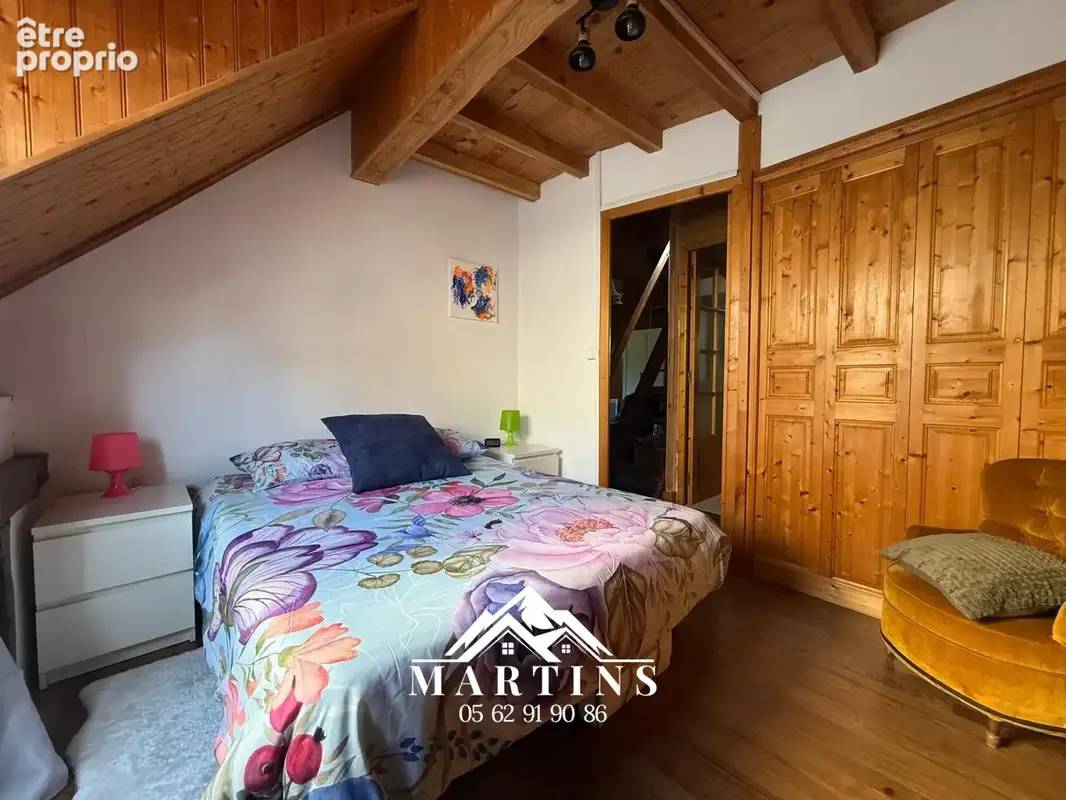 ARGELES-GAZOST - Centre-ville, maison de 77m2 sur 3 niveaux. - photo 10