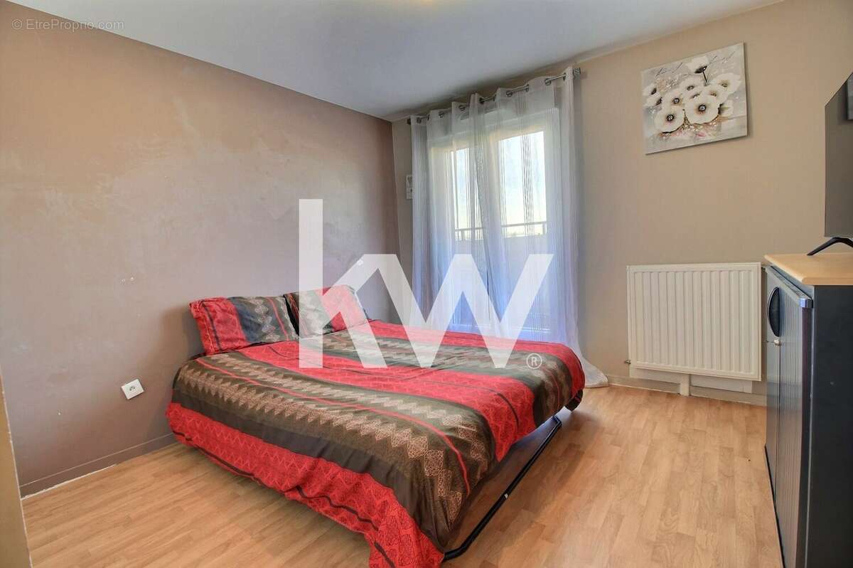 Appartement à CORBEIL-ESSONNES