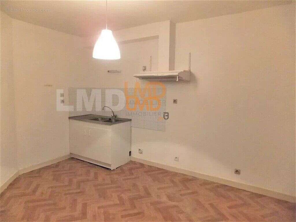 Appartement à DECAZEVILLE