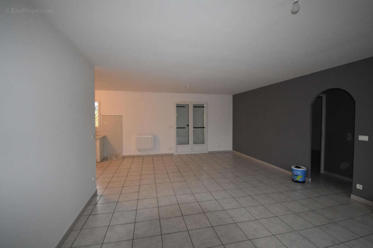 DSC_0003 - Maison à CLAIX