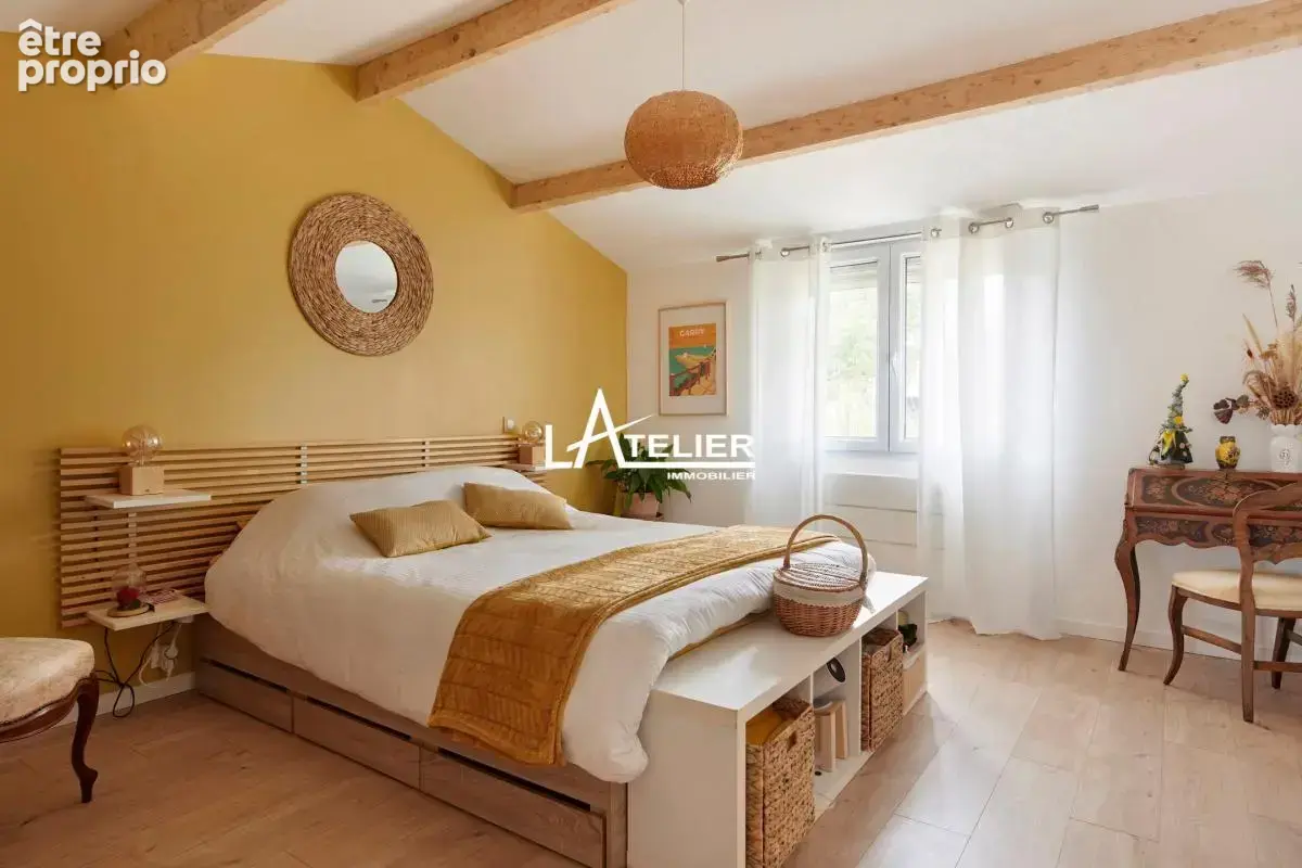 Maison rénovée de 150 m² – 5 chambres – terrain 950 m² - photo 5