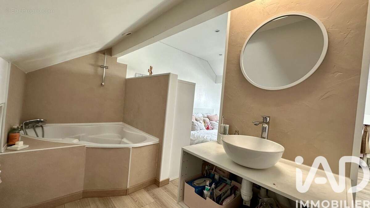 Photo 7 - Maison à VAULX