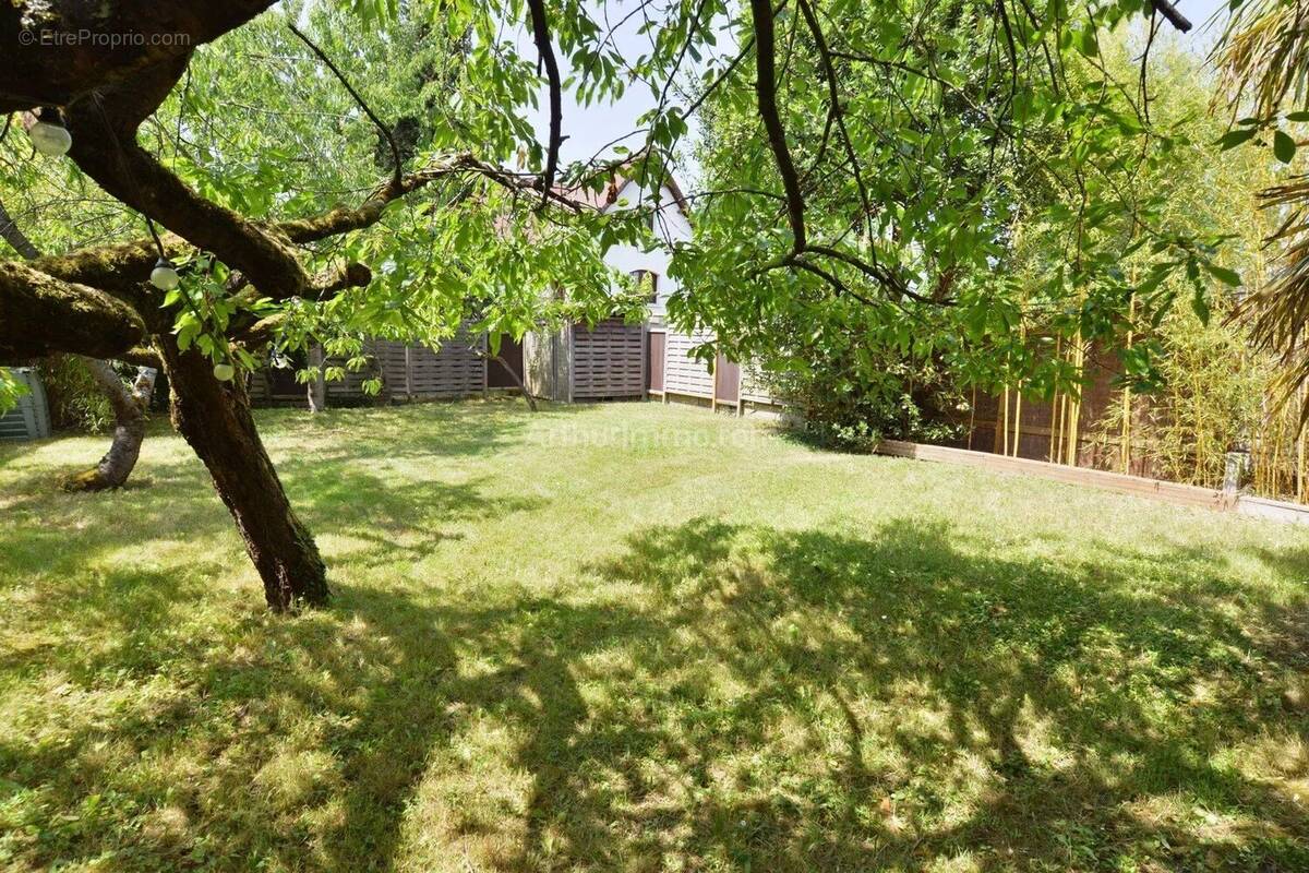 Maison à BRY-SUR-MARNE