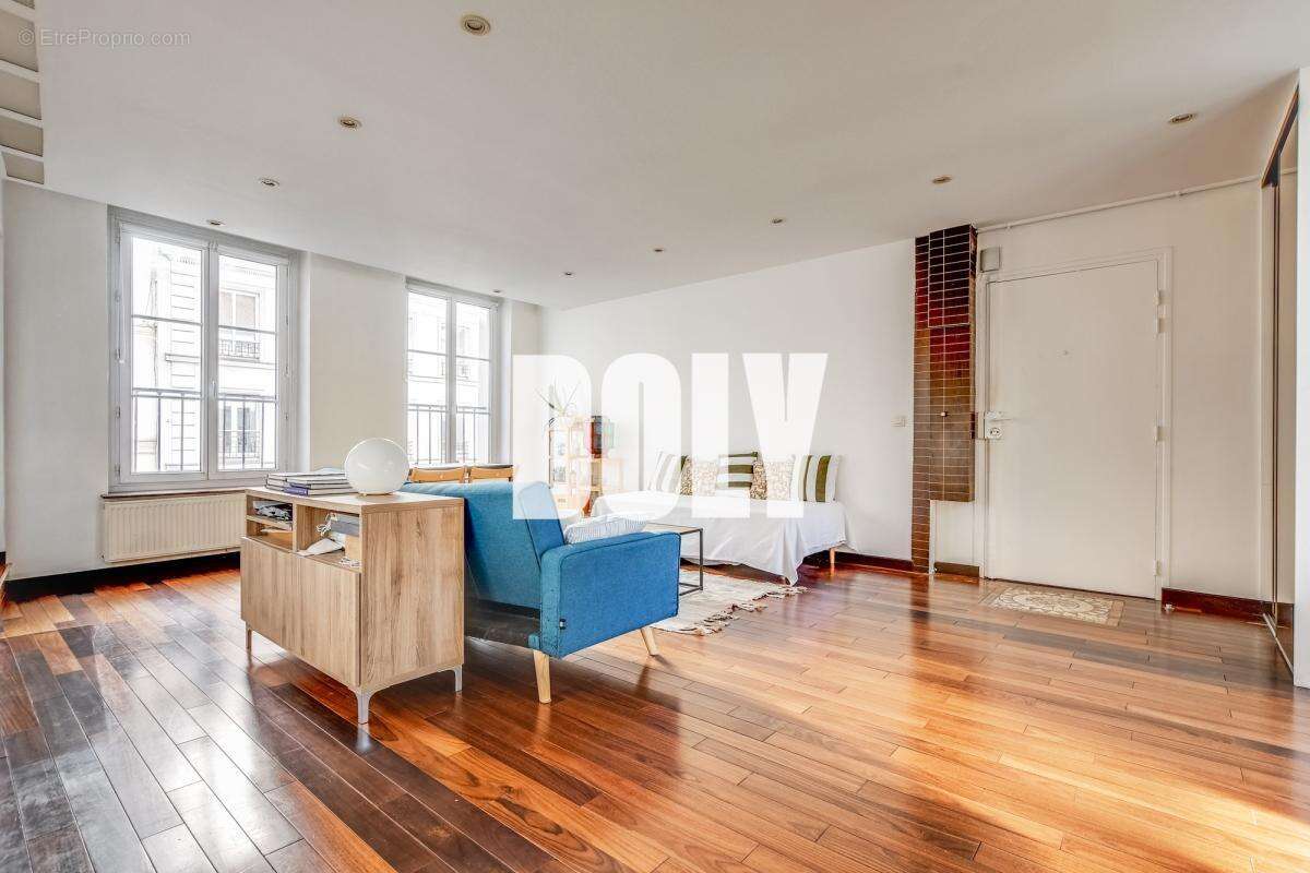 Appartement à PARIS-11E