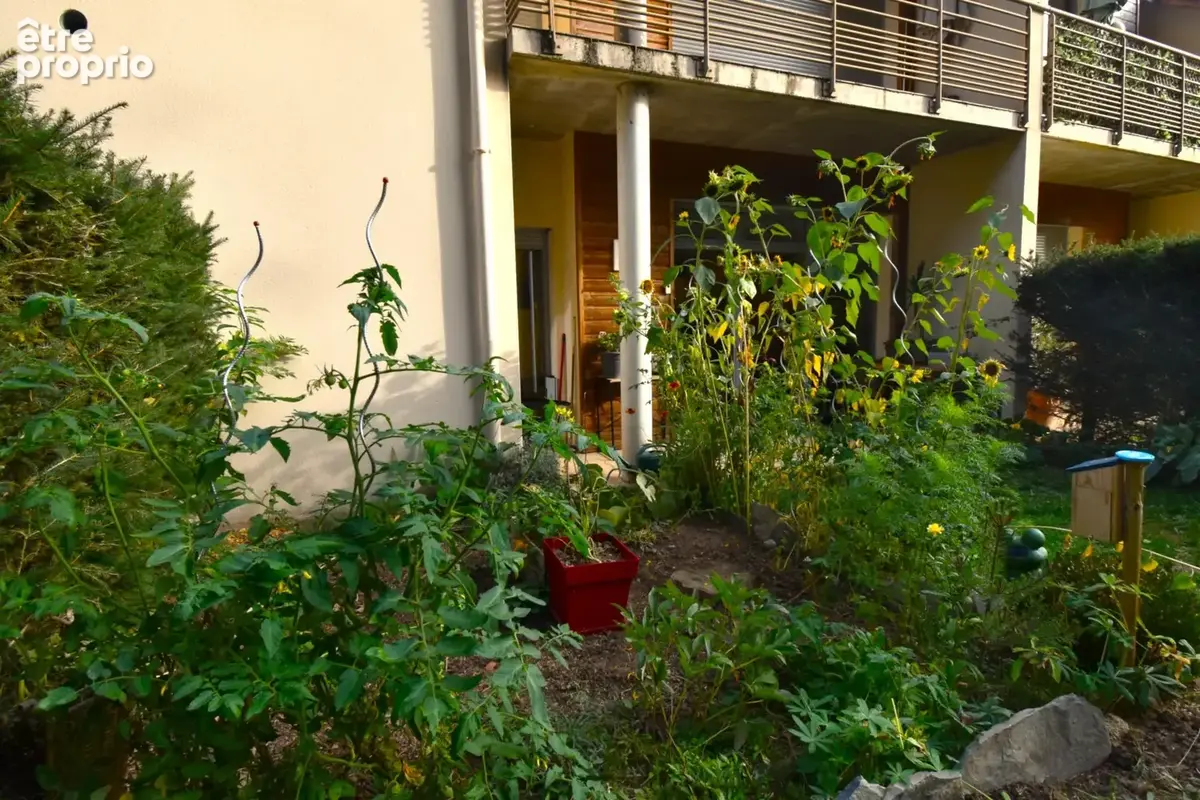 Appartement plain-pied avec extérieur LE CHAMBON SUR LIGNON (43) - photo 15