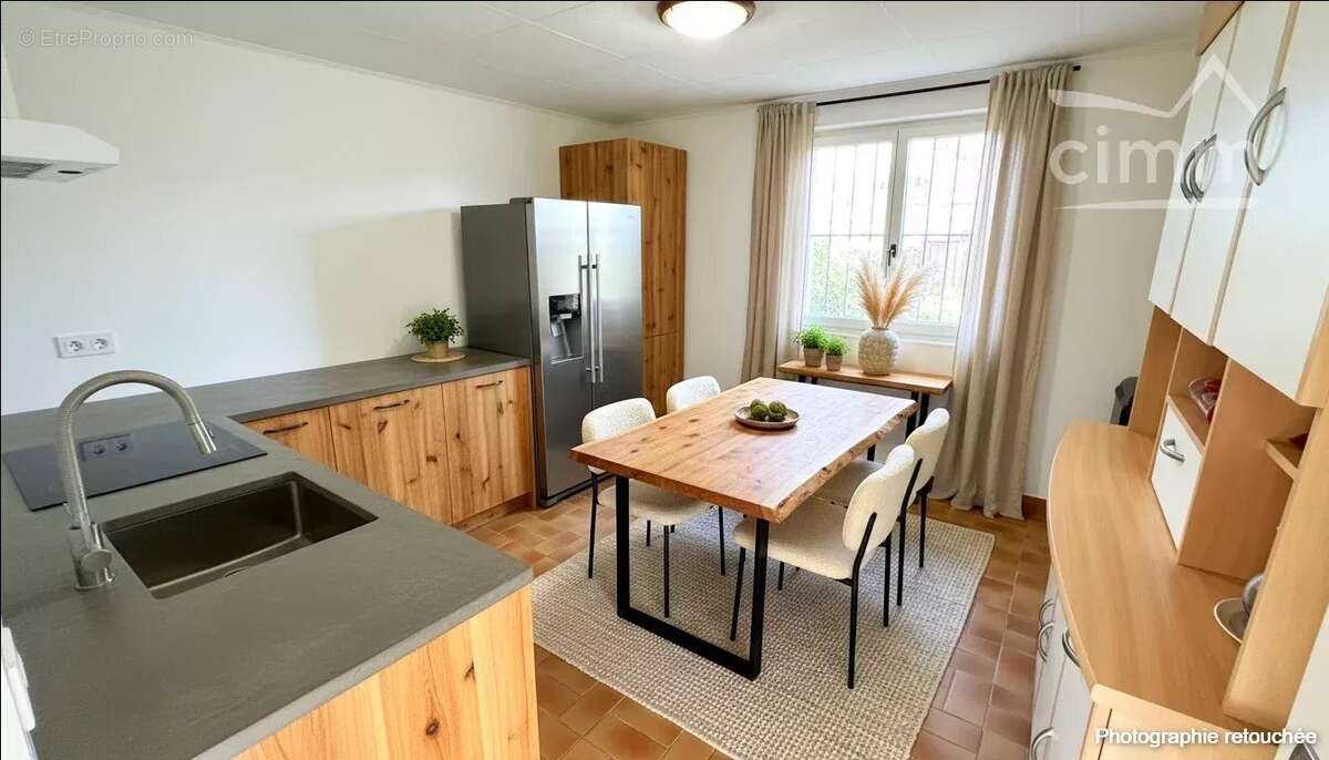 Maison à LA CHAPELLE-VENDOMOISE