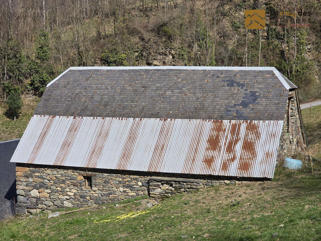 Maison à LUZ-SAINT-SAUVEUR