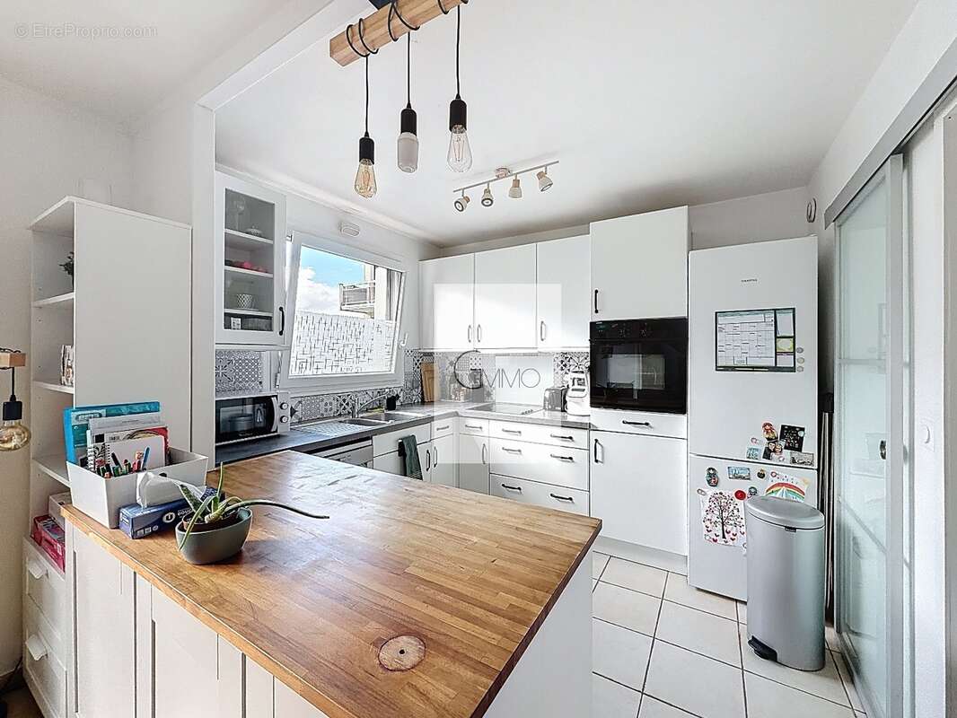 Appartement à SAINT-CYR-L'ECOLE