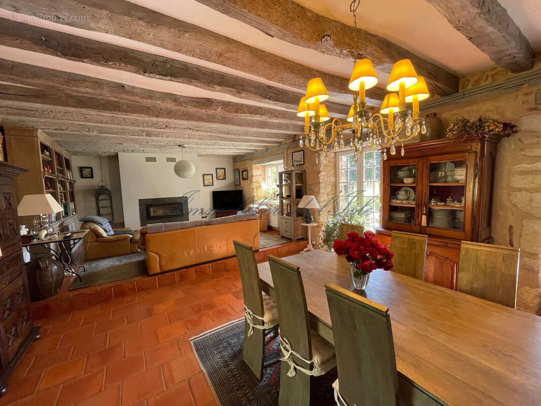 Maison à LA DOUZE