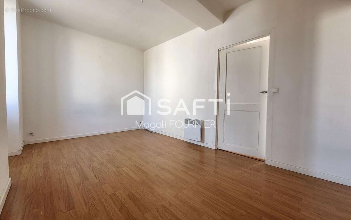 Maison 75 m² à Ballots  - photo 7