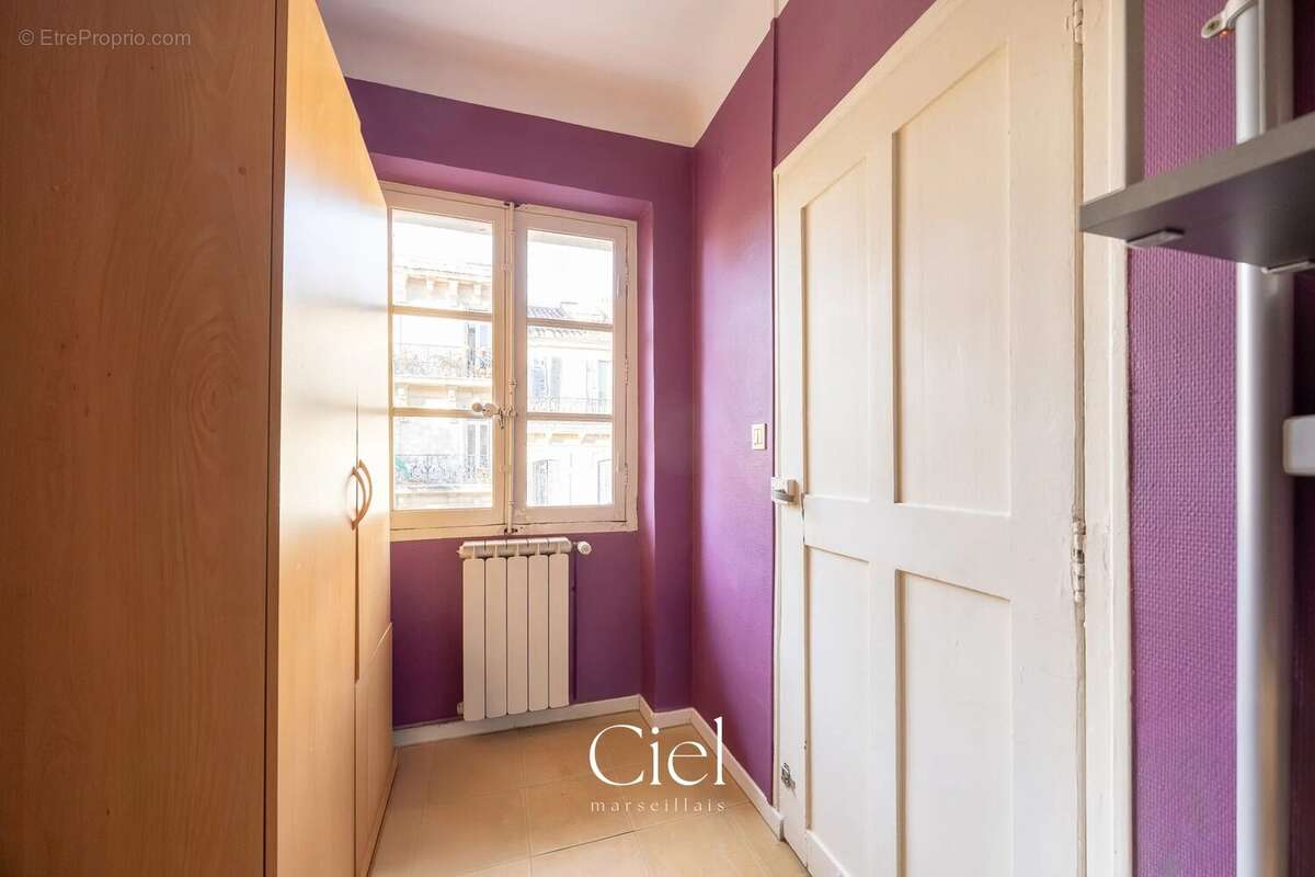 Appartement à MARSEILLE-6E