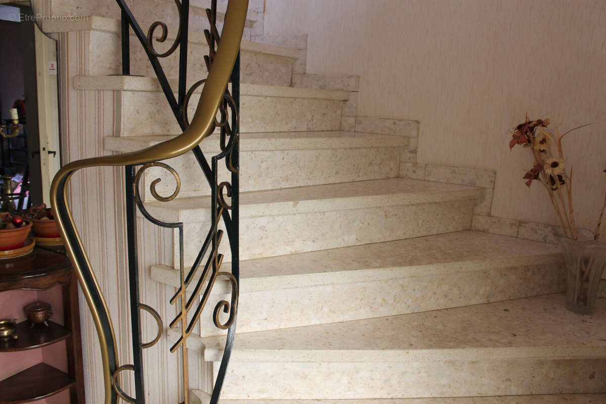 Maison de ville au calme . - photo 5