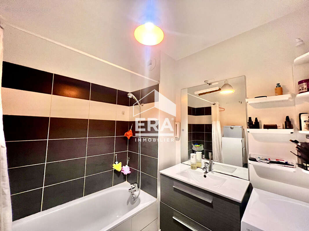 Appartement à MARSEILLE-15E