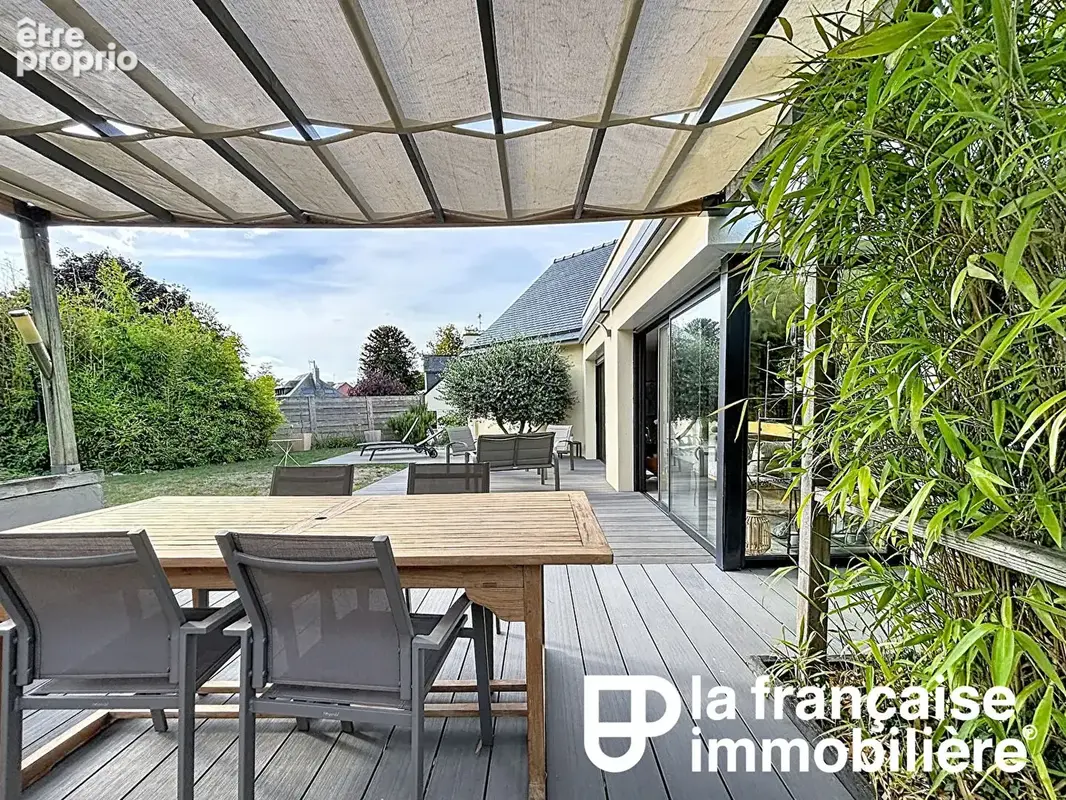 Maison Chateaugiron- plain-pied- dépendance - centre-ville - photo 14