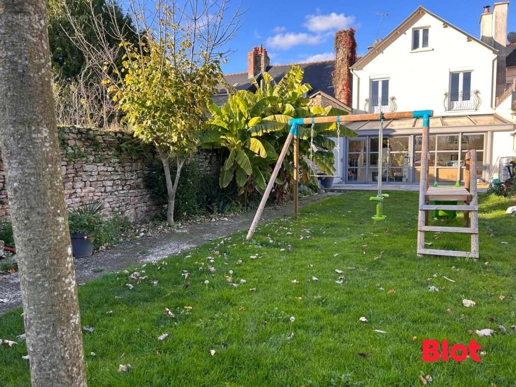 Maison à SAINT-AUBIN-DU-CORMIER