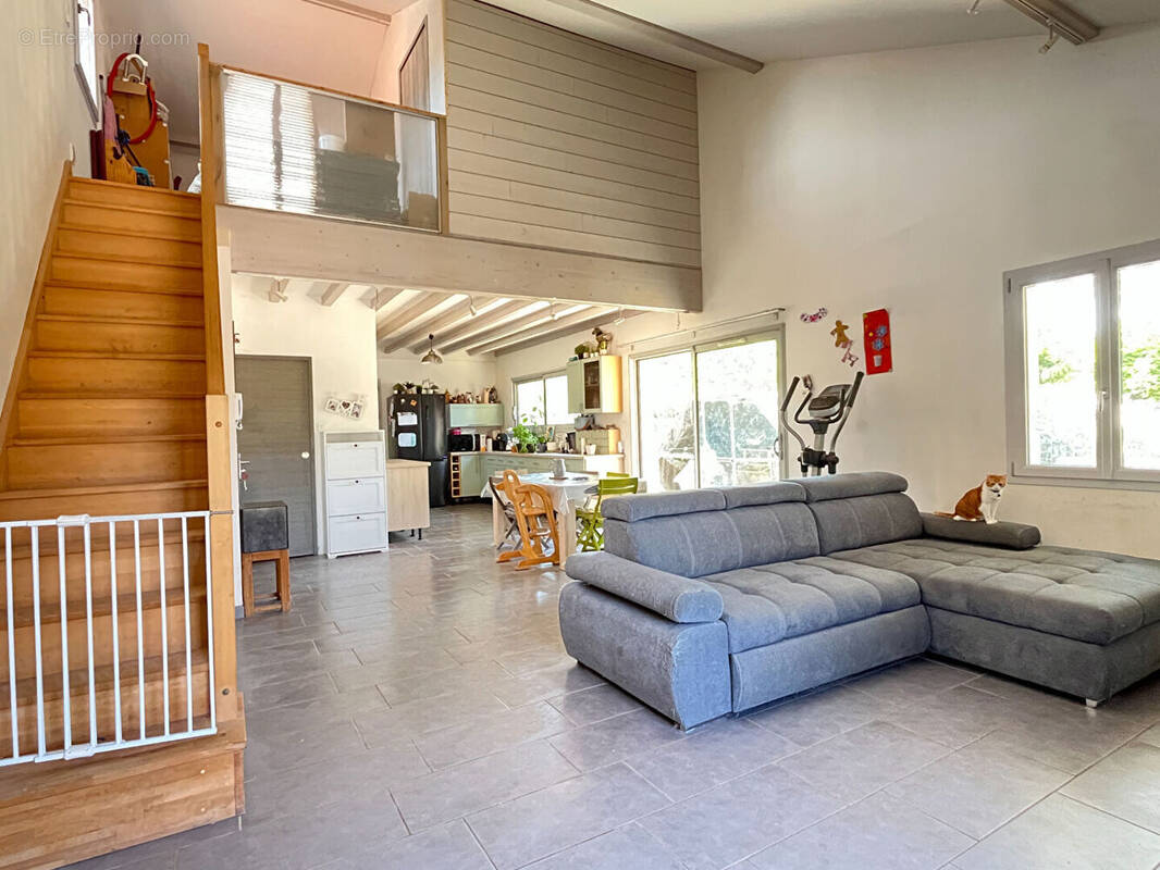 Maison à CHAMPMILLON