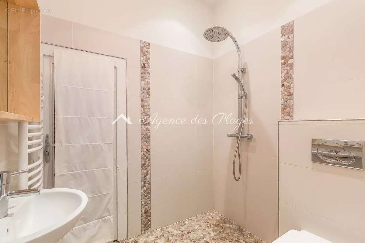 Maison à SAINT-GEORGES-DE-DIDONNE