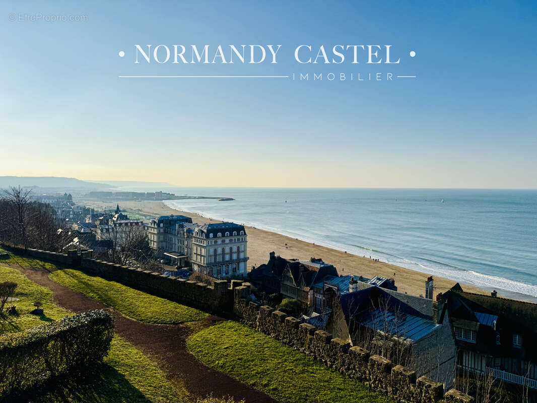 Appartement à TROUVILLE-SUR-MER