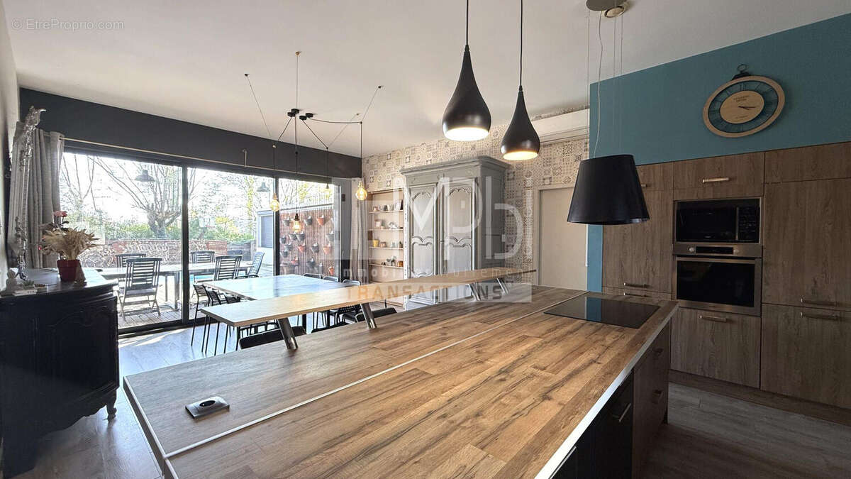 Maison à BOURG-EN-BRESSE