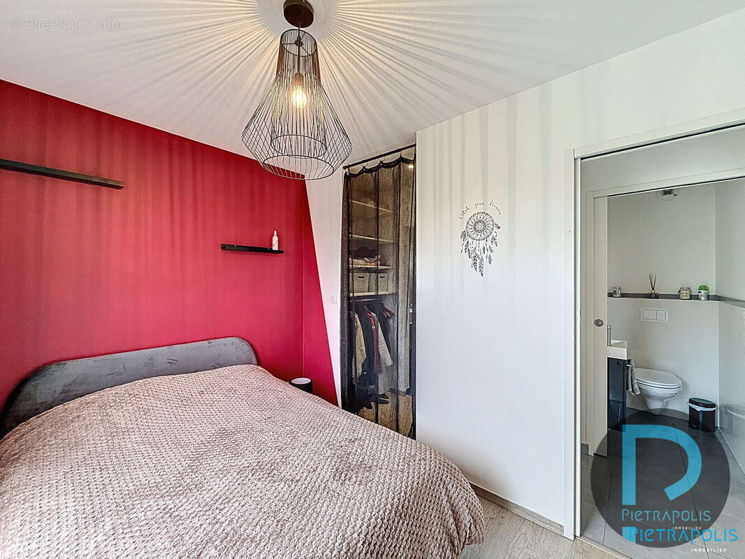 Appartement à CHAVANOZ