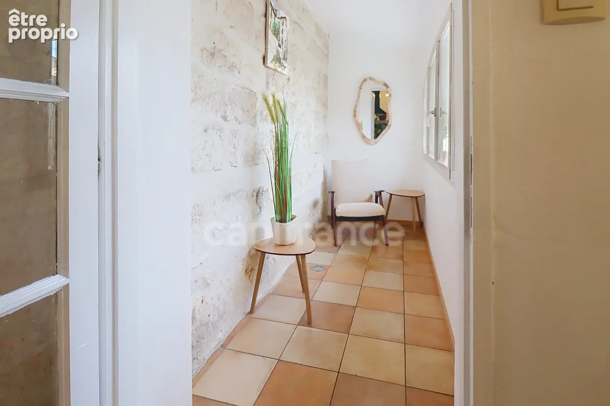 GARD (30) AIGUES−MORTES (30220) intra-muros à vendre appartement T4 ~40 m2, 1 chambres et terrasse - photo 8