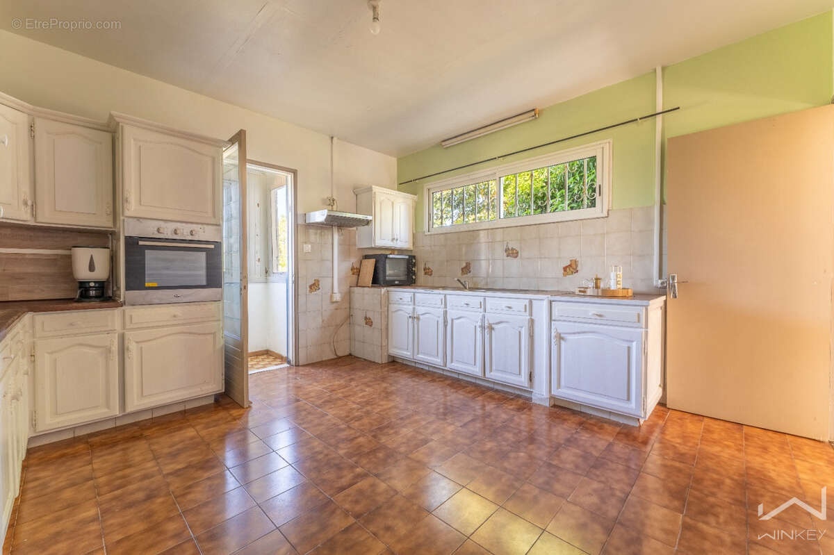 EXCLUSIVITÉ · Maison 230 m2 · 2 logements indépendants · Le Tampon 12ème Km · - photo 12