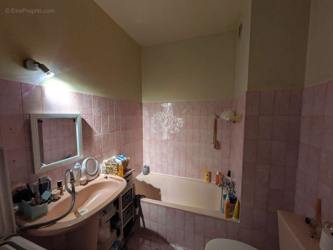 Appartement à SIX-FOURS-LES-PLAGES