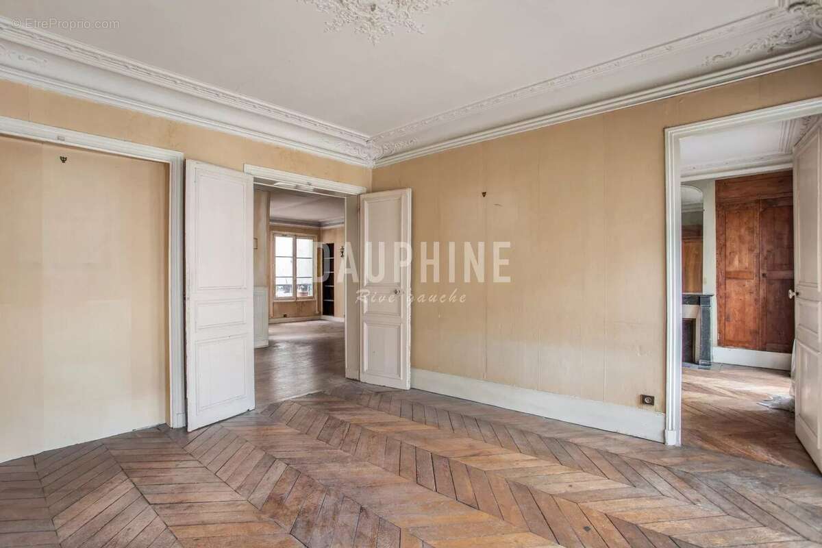 Appartement à PARIS-5E