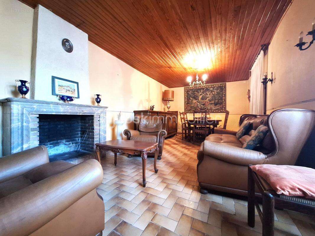 Maison à DURBAN-CORBIERES