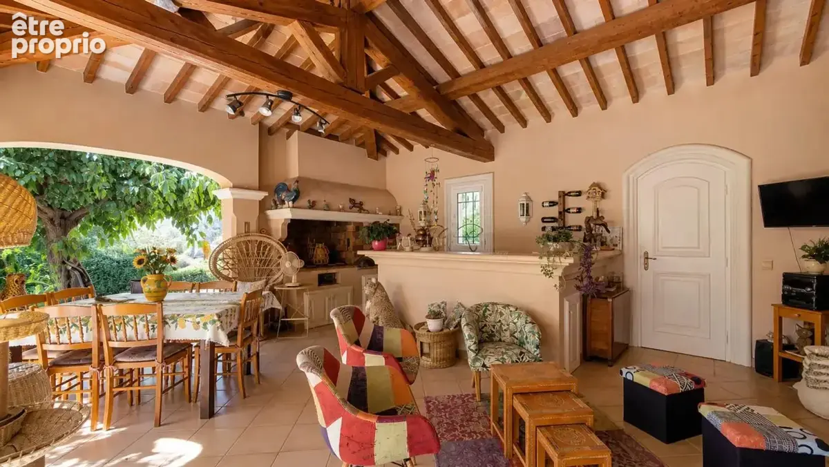 Maison de 6 pièces de 192 m² située à La Motte - photo 4