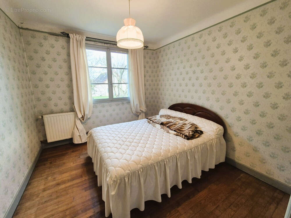 Maison à MONTPON-MENESTEROL