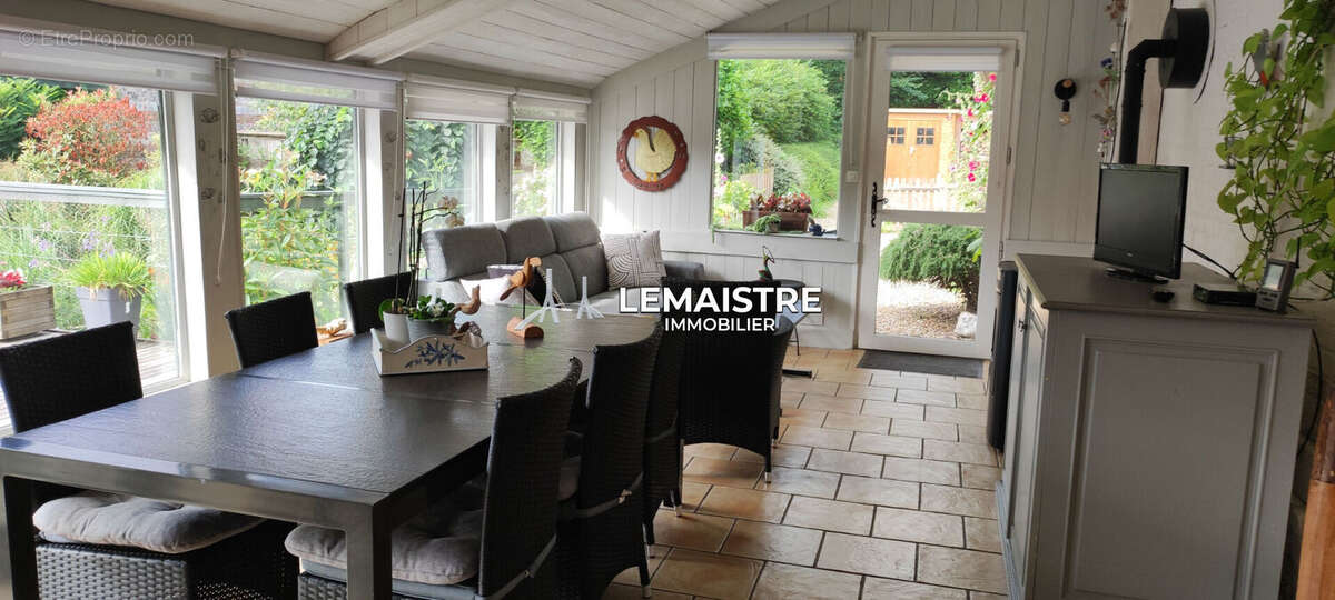 Maison à SAINT-ROMAIN-DE-COLBOSC