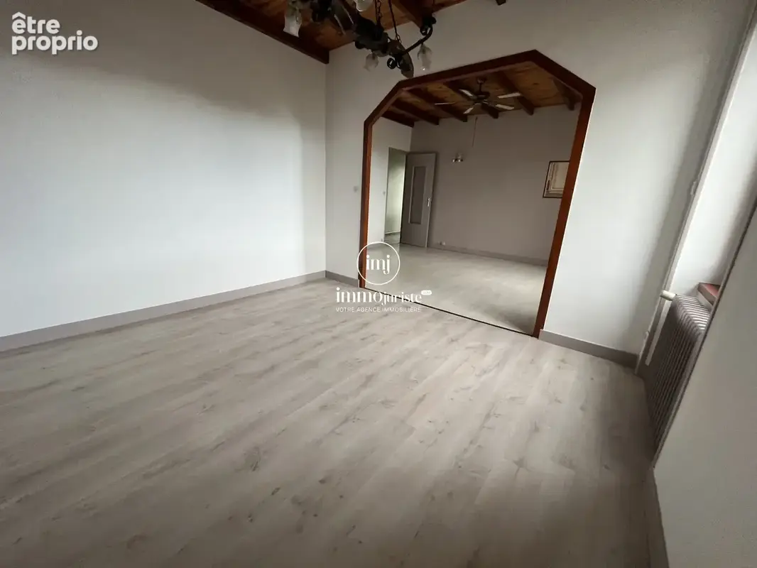 Maison 200 m² à Limoges  - photo 4