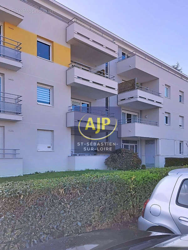 Appartement à SAINT-SEBASTIEN-SUR-LOIRE