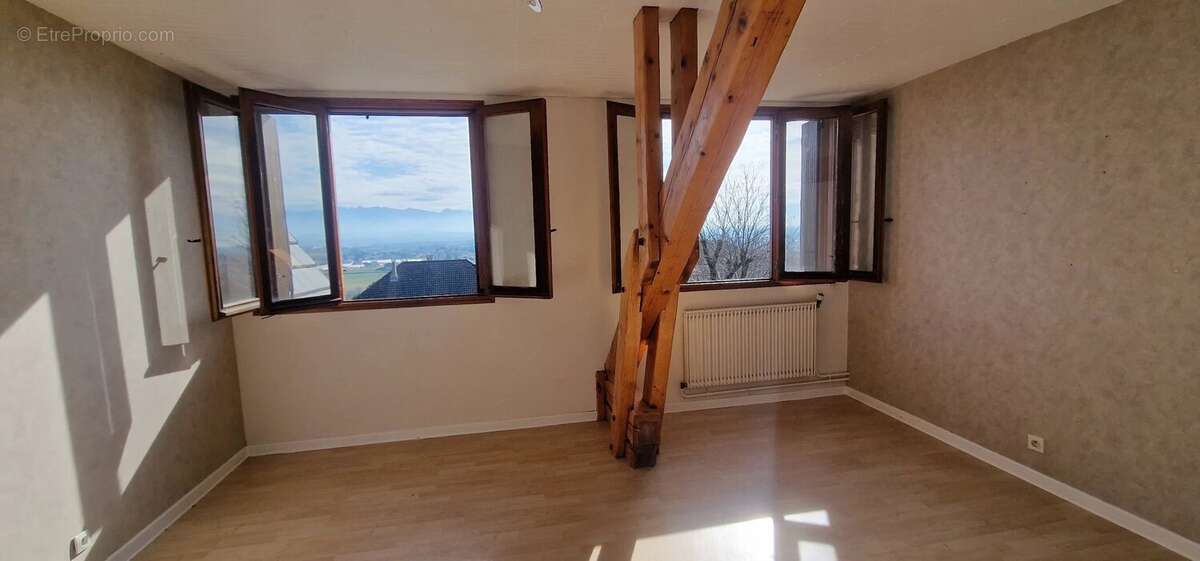 Maison à MOURS-SAINT-EUSEBE