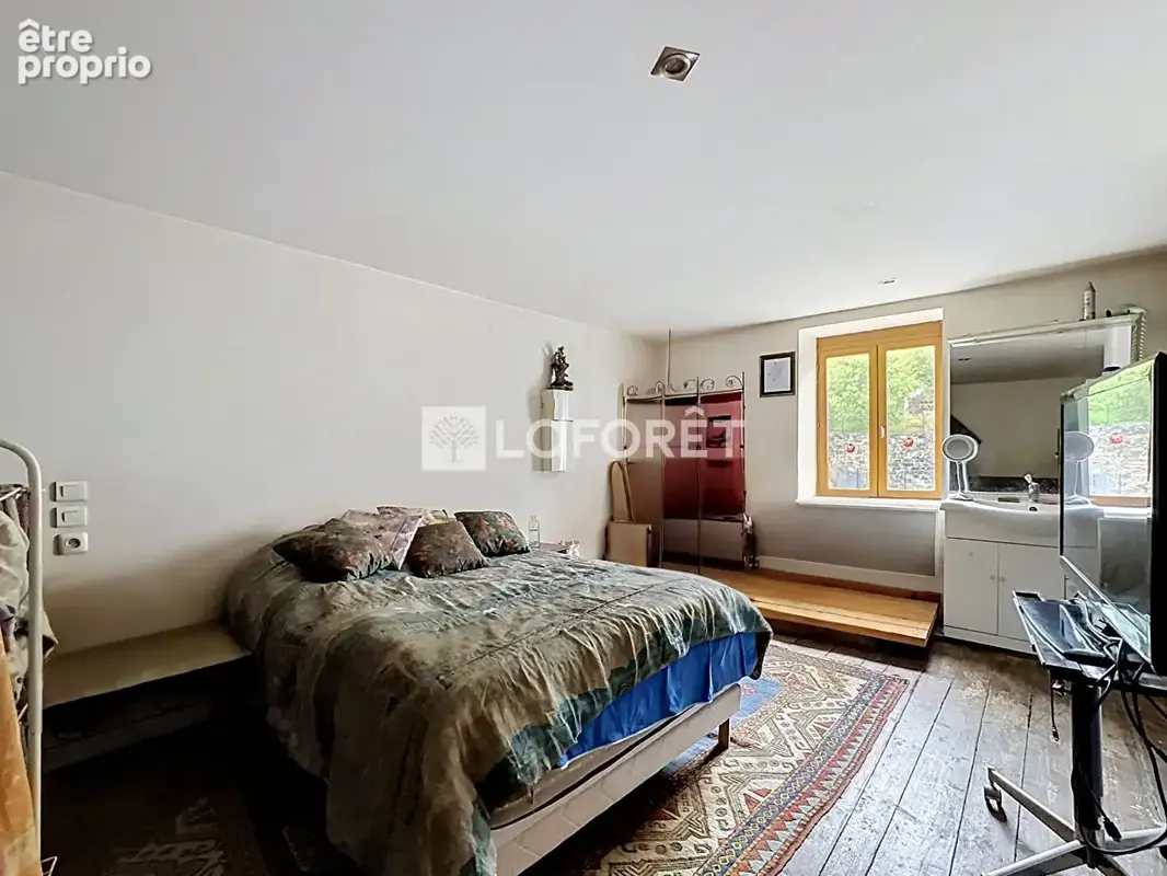 Maison Gigny 4 pièces ou deux T1. - photo 4