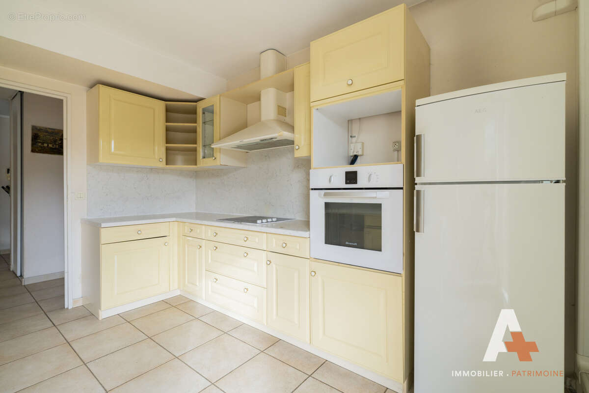 Appartement à MARSEILLE-9E