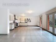 Appartement à VALLEIRY