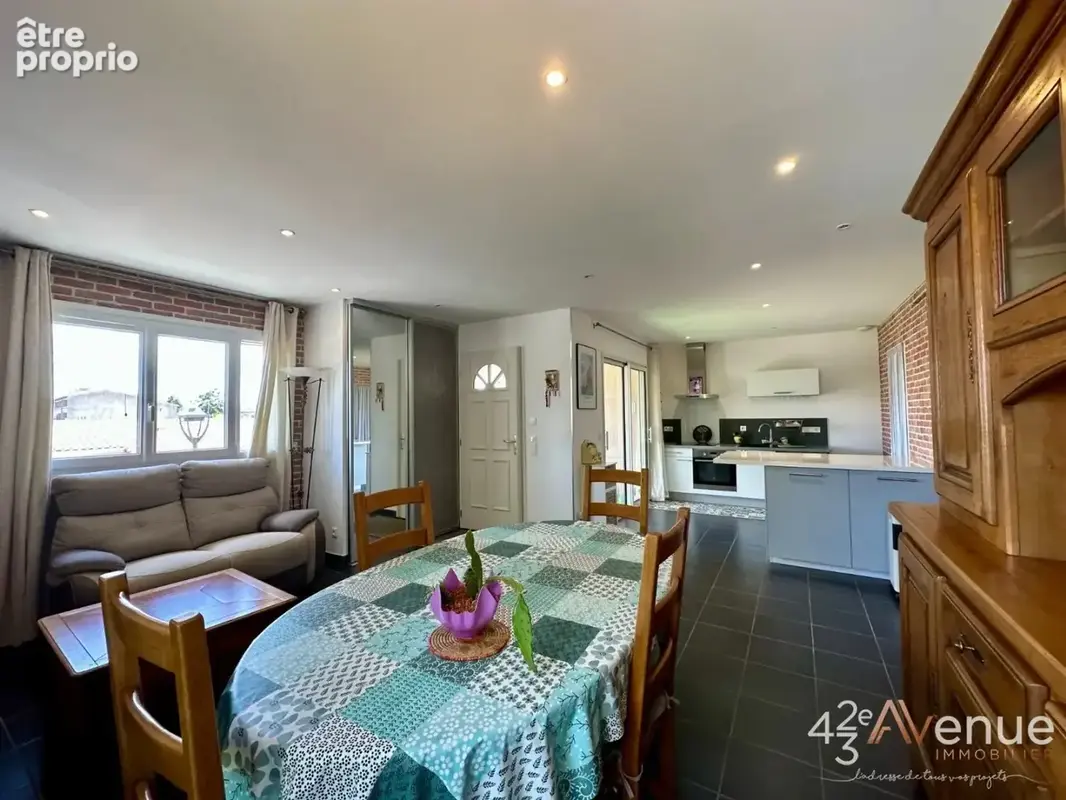 Appartement 80 m² à Saint-Cyprien  - photo 3