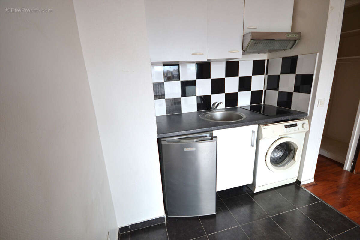 Appartement à PARIS-18E