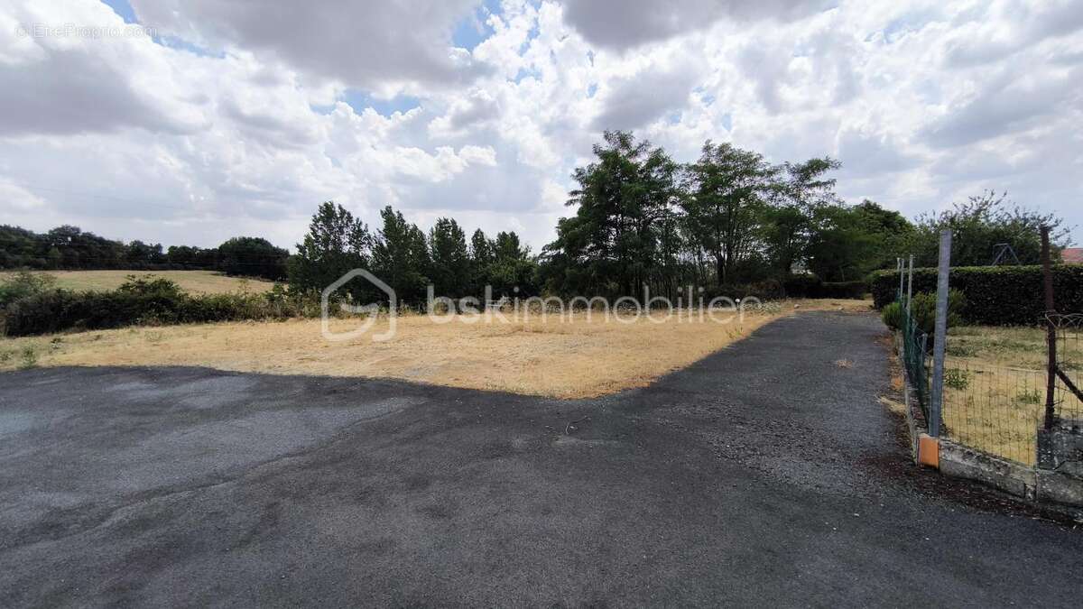 Maison idéale primo‑accédants/ artisants/ investisseurs – Gourgé - photo 20