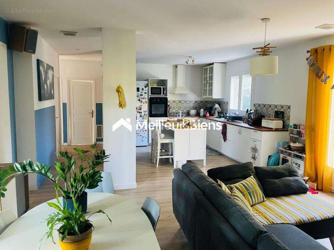Maison individuelle de type 5 de 140m² - photo 2