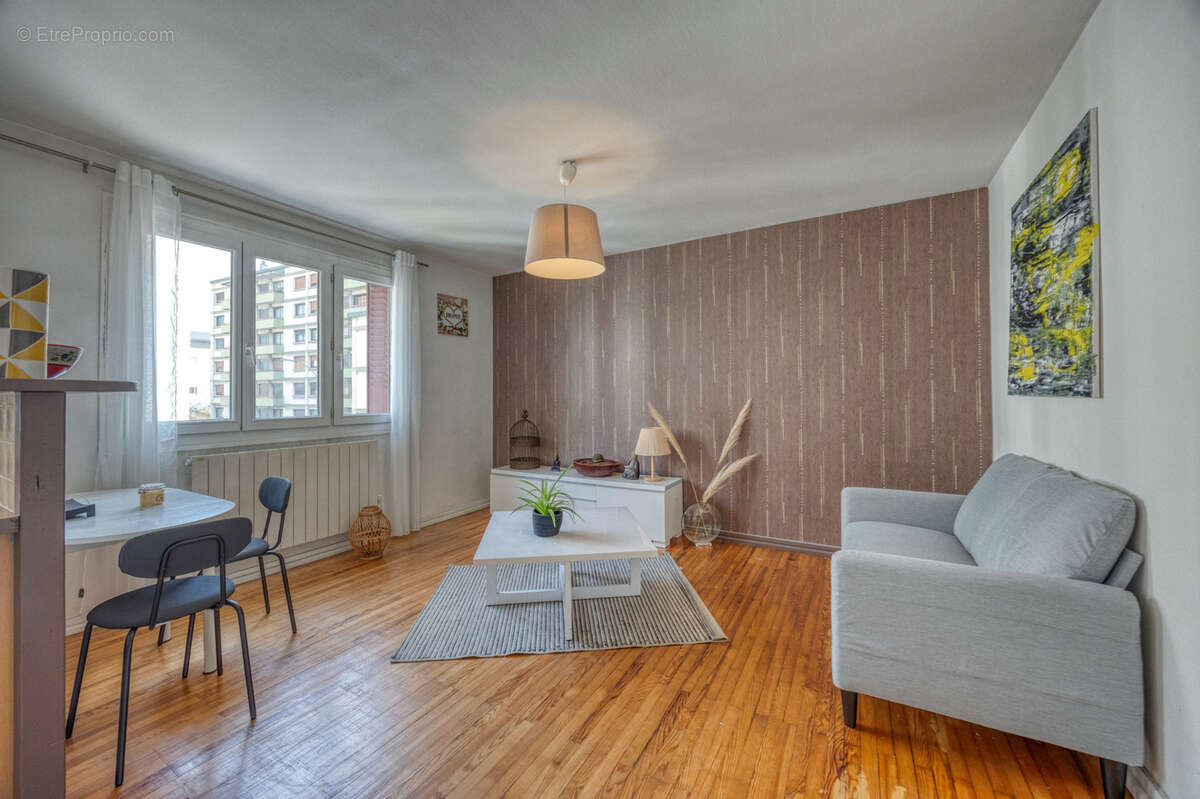 Appartement à GRENOBLE