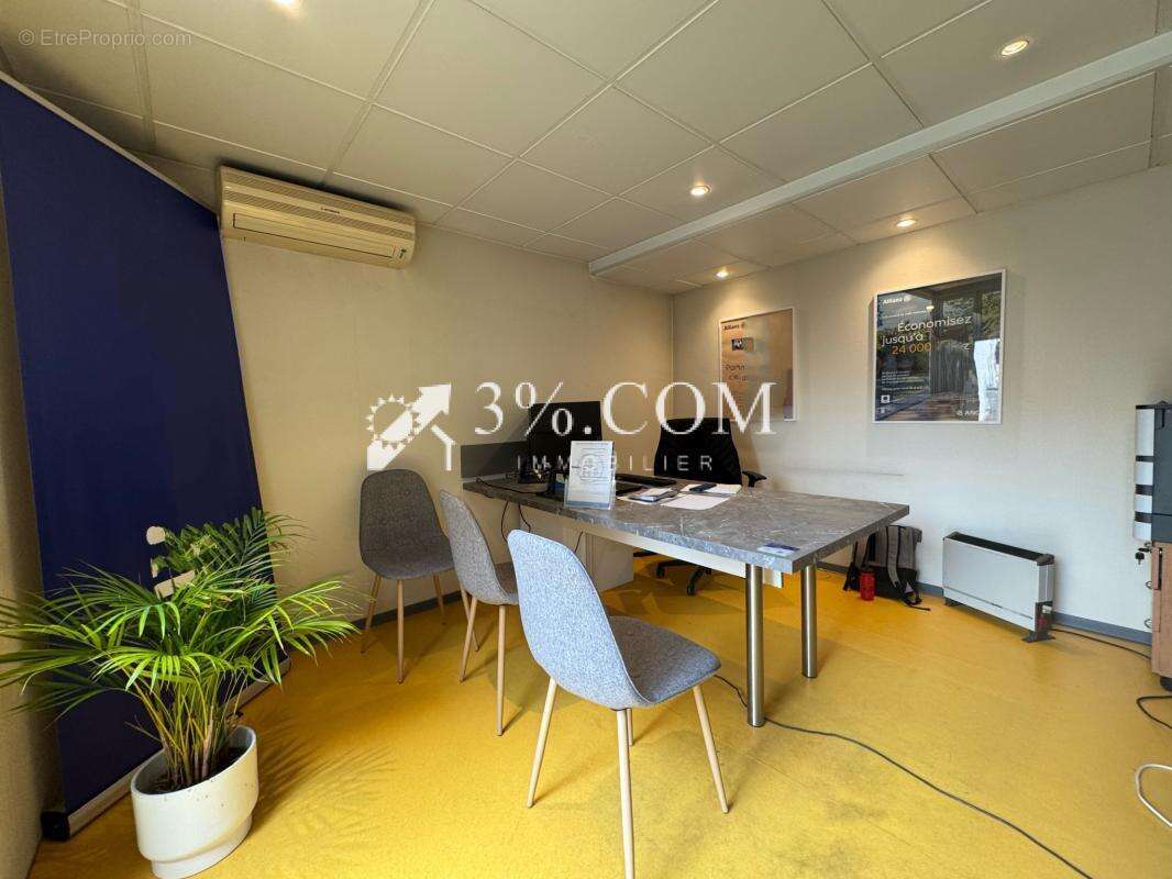 Commerce à HOCHFELDEN