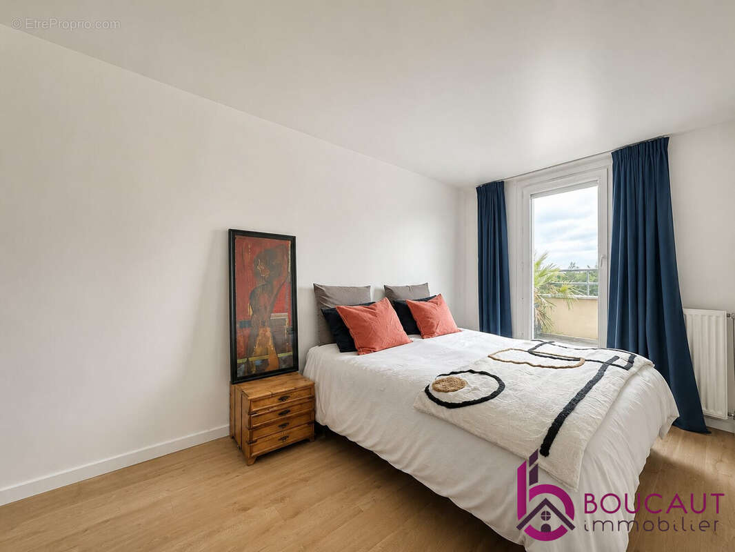 Appartement à LE PLESSIS-ROBINSON